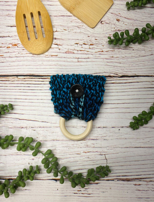 Kitchen Towel Holder - Blues - Pattern 2